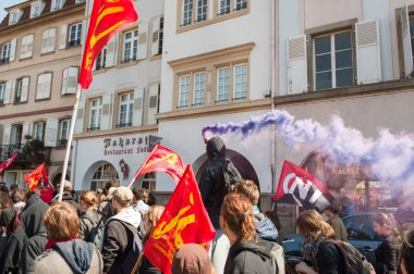 Fransa'da emek reformları karşı Nisan protesto