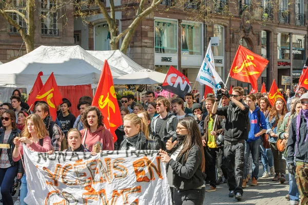 Manifestation d'avril contre les réformes du travail en France — Photo