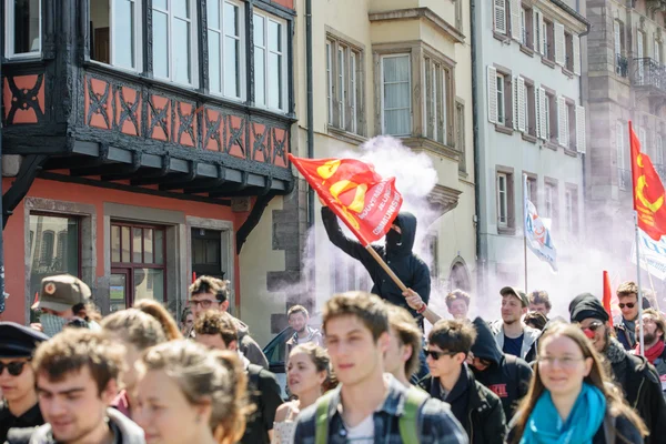 Manifestation d'avril contre les réformes du travail en France — Photo