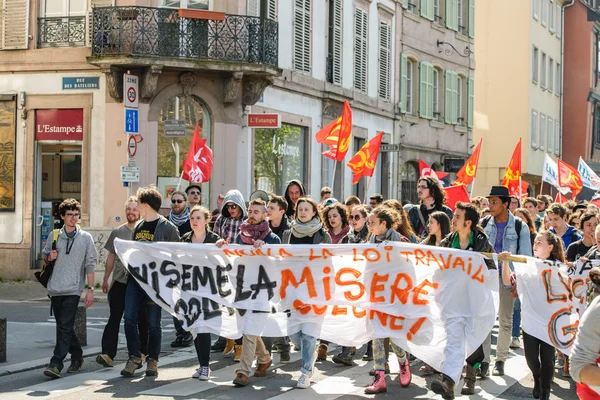 4 月フランスで労働改革に抗議 — ストック写真