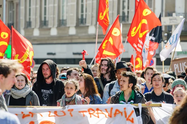 4 月フランスで労働改革に抗議 — ストック写真