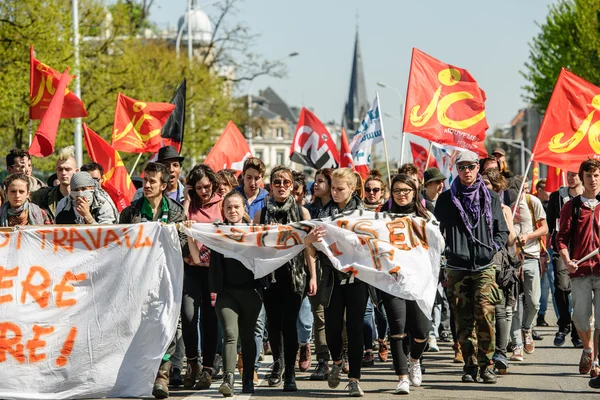 Manifestation d'avril contre les réformes du travail en France — Photo