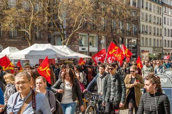 April protest mot arbetskraft reformer i Frankrike — Stockfoto