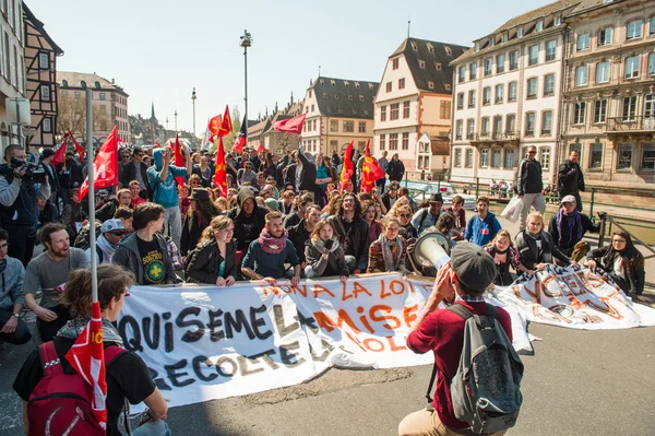 4 月フランスで労働改革に抗議 — ストック写真