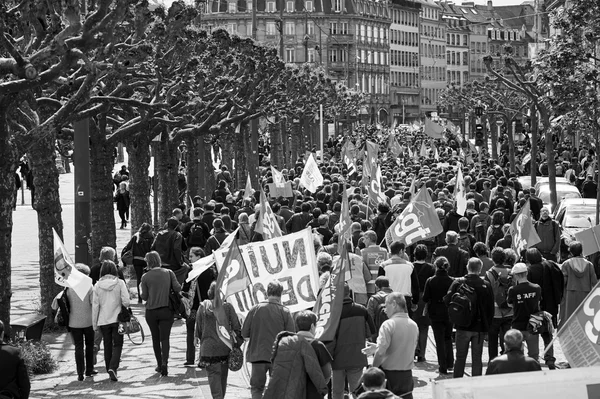 Umístit Broglie s protestátory — Stock fotografie