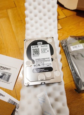 6 terabayt kapasiteli yeni Western Digital sabit disk sürücüsü