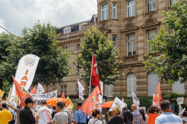 Türkiye nin Alevi toplumunun protesto üyeleri