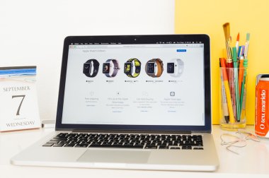 Apple Watch aralığı vitrine Apple bilgisayarlar Web sitesi