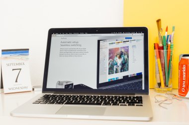 Soluduğumuz eşitleme vitrine Apple bilgisayarlar Web sitesi