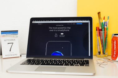 Yeni A10 füzyon çip vitrine Apple bilgisayarlar Web sitesi
