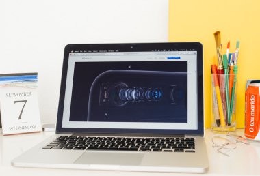 Apple bilgisayarlar Web sitesi tanıtımları