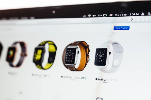 Υπολογιστές της Apple ιστοσελίδα, προβάλλοντας τα κεραμικά του Apple Watch — Φωτογραφία Αρχείου