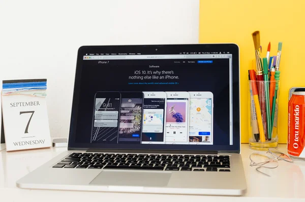 Site d'Apple Computers présentant le nouveau iOS 10 — Photo