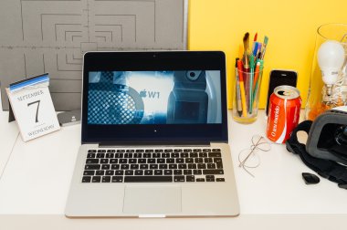 Apple bilgisayarlar Web sitesi tanıtımları