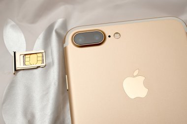 iphone 7 plus çift kamera unboxing inser Sim Kart modülü