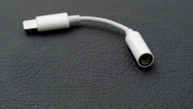 Lightning - 3,5 mm Kulaklık Jakı Adaptörü