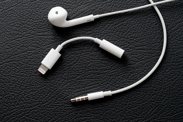 IPhone 7 plus Lightning to 3.5 mm Headphone Jack Adapter 3 5 m