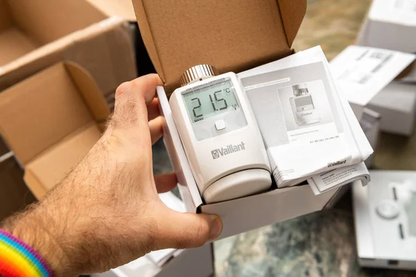 POV man unboxing Ambisense VR50 Vaillant thermostat — Stock Photo, Image