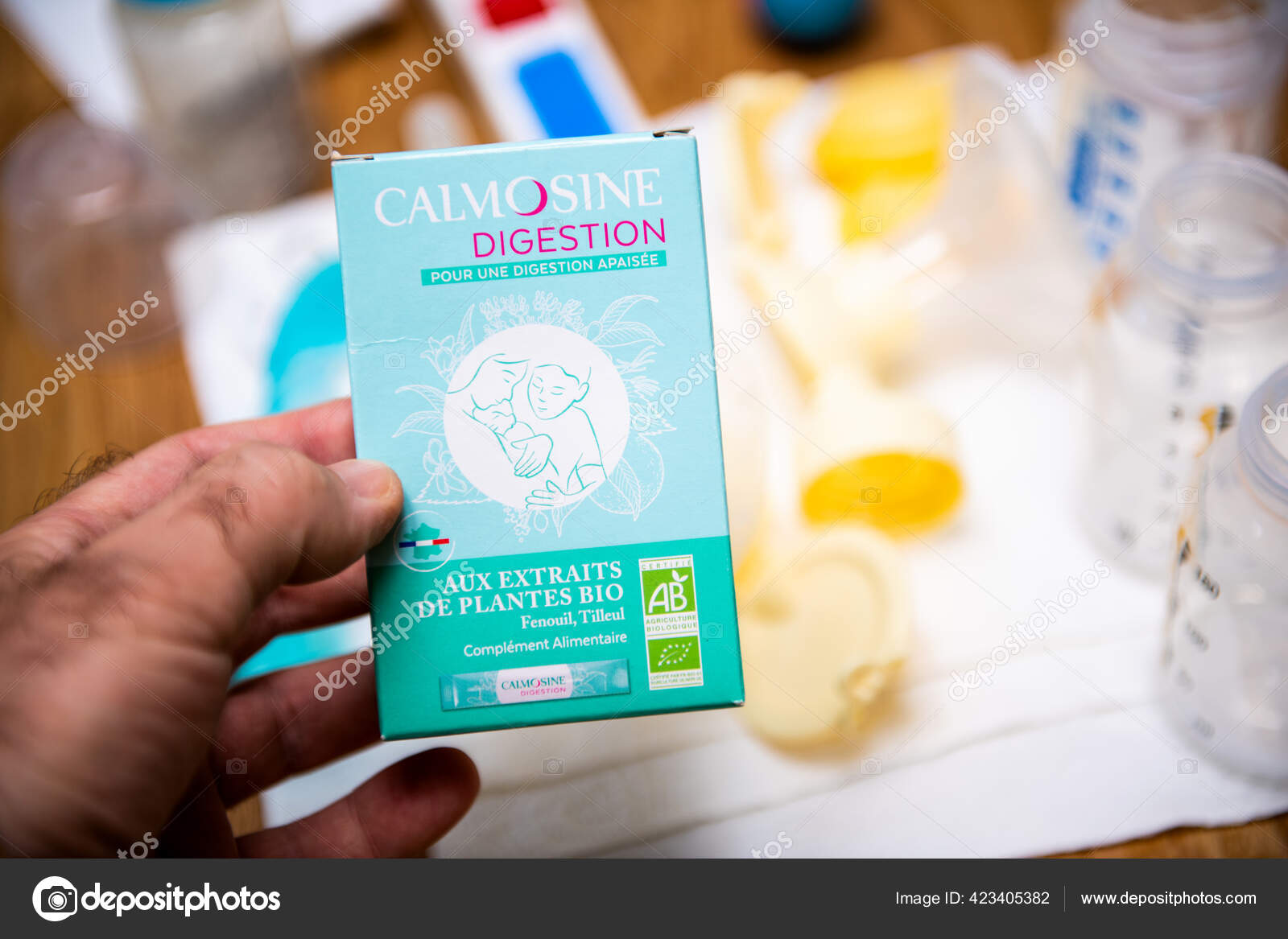 Calmosine Digestion for babies manufactured by Laboratoires Laudavie –  Stock Editorial Photo © ifeelstock #423405382