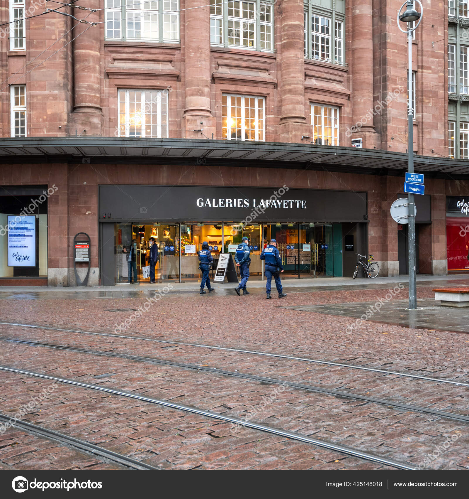 Lockdown situation is harmful for businesses with Galeries