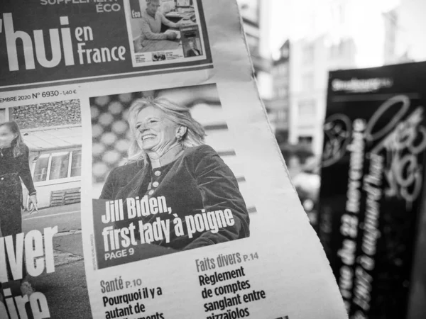 Le journal Joe Bidens victoire de l'élection présidentielle américaine contre Donald Trump victoire presse — Photo