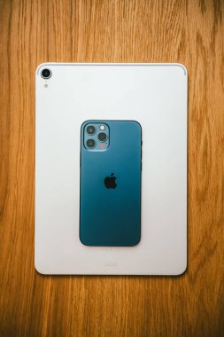 Yeni iPhone 12 Pro Max 5G akıllı telefon modeli Apple Bilgisayarları