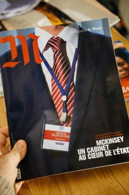 M dergisi Le Monde, McKinsey Amerikan dünya çapındaki yönetim danışmanlık şirketinin kapak haberi.
