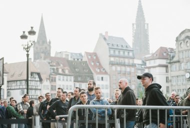 Apple başlar iphone 6 satış