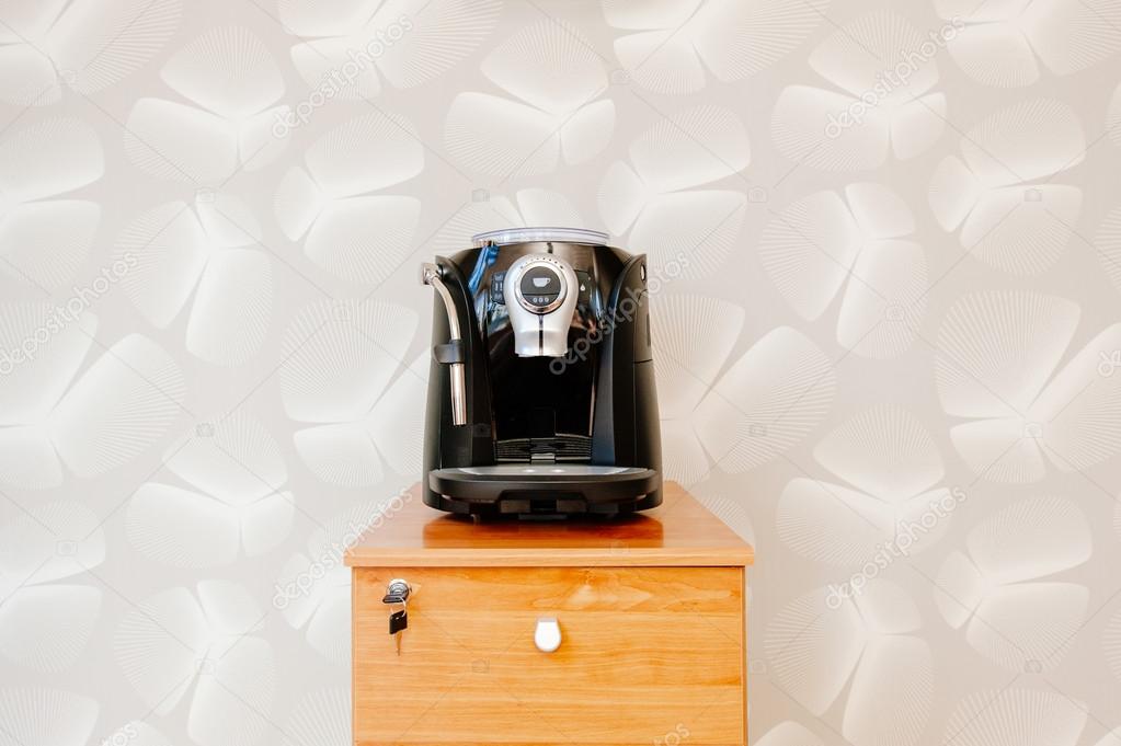 Espresso, kapuçino ve americano kahve makinesi Stok fotoğrafçılık