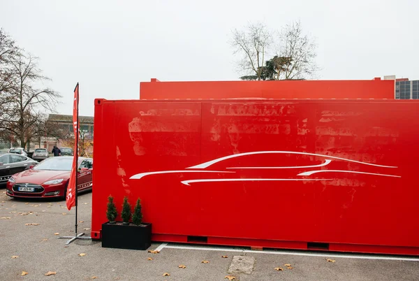 테슬라 모델 S 전기 자동차 제로 배출 — 스톡 사진