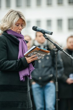 Strazburg için o Paris saldırıda sessiz gece nöbeti tutar