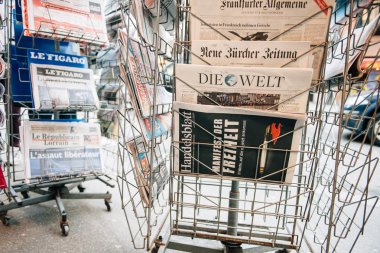 Kitle birlik ralli düzenlenen son terörist takip Strazburg'da bir