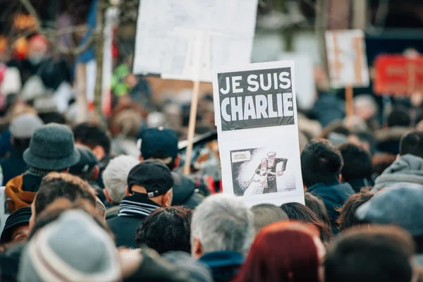 Manifestación de unidad de masas en Estrasburgo tras terrorista reciente a —  Fotos de Stock