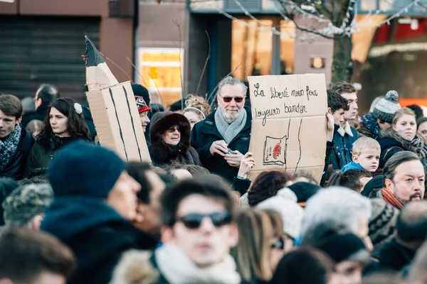 Massa enighet rally hölls i Strasbourg efter senaste terrorist en — Stockfoto