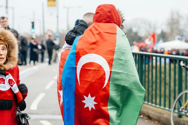 Армянская и турецкая диаспоры протестуют — стоковое фото