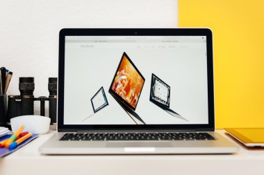 Elma elma izle, Macbook Retina ve tıbbi araştırma başlattı 