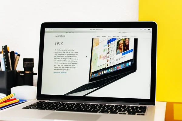 Apple lance Apple Watch, MacBook Retina et Medical Research — Photo