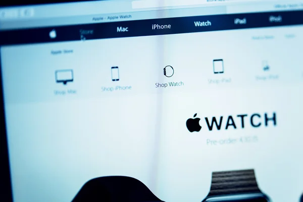 苹果推出苹果手表、 Macbook 视网膜和医学研究 — 图库照片