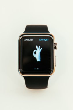 Elma izle başlar dünya çapında - ilk smartwatch App üzerinden satış