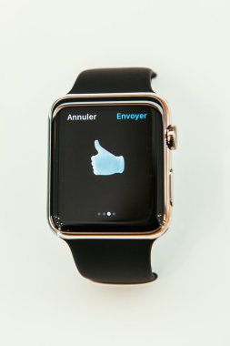 Elma izle başlar dünya çapında - ilk smartwatch App üzerinden satış