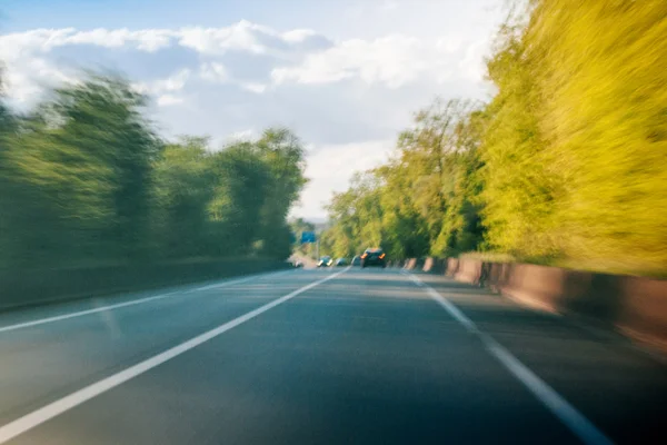 Blurry view of a defocused highway — Stock Photo, Image
