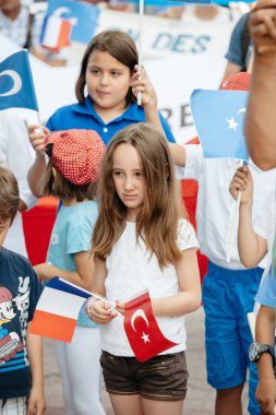 Uygur insan hakları Eylemcileri protesto