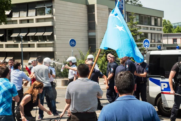 Activistas uigures por los derechos humanos protestan — Foto de Stock