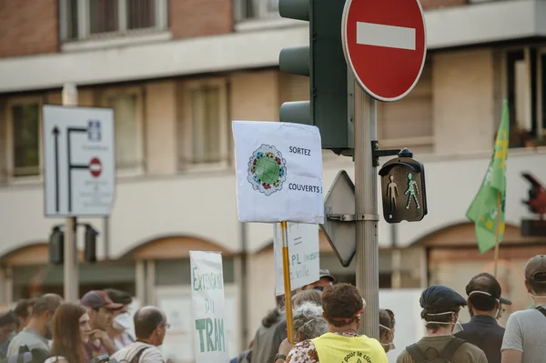 People protesting against air pollution — Stockfoto