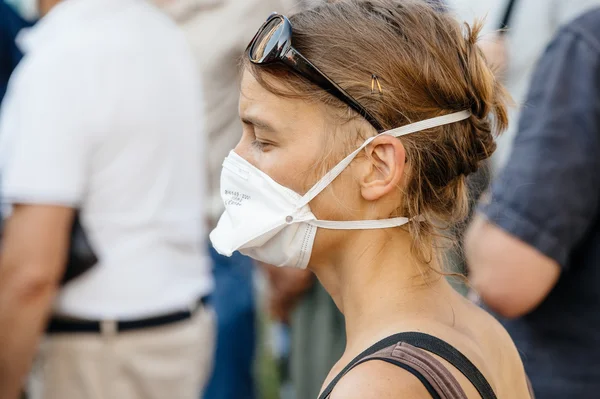 People protesting against air pollution — стокове фото