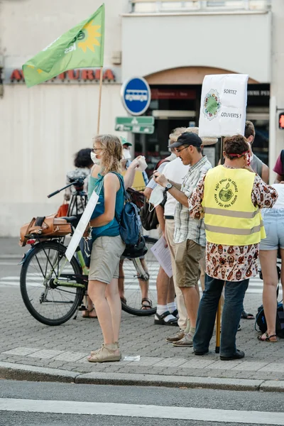 People protesting against air pollution — Stock Photo, Image