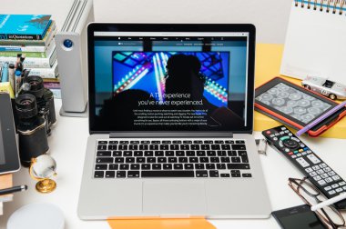 Apple bilgisayarlar yeni ipad Pro, iphone 6s, 6s artı ve Apple Tv