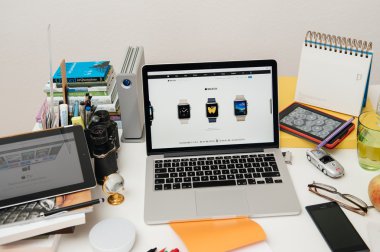 Apple bilgisayarlar yeni ipad Pro, iphone 6s, 6s artı ve Apple Tv