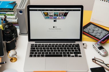 Apple bilgisayarlar yeni ipad Pro, iphone 6s, 6s artı ve Apple Tv