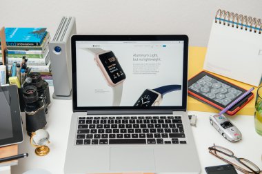 Apple bilgisayarlar yeni ipad Pro, iphone 6s, 6s artı ve Apple Tv